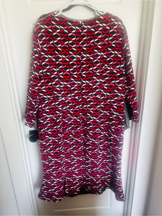 Boden Dresses & Skirts - Boden Red Black White Geometric Midi Dress